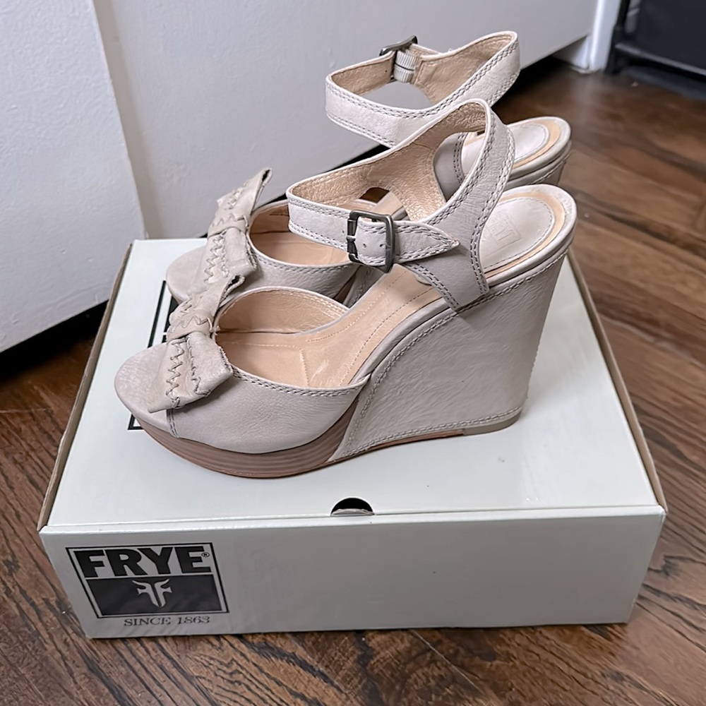 Frye Wedge Sandles